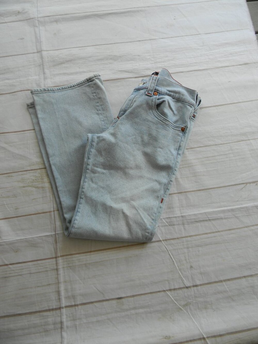 EUC TRUE RELIGION BILLY RELAXED BOOTCUT LIGHT WASH JEANS MENS SZ 33 (32"INSEAM)